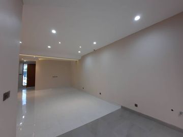 DIJUAL RUMAH CANTIK 2 LANTAI SIAP HUNI LOKASI SANGAT STRATEGIS DI GRAHA RAYA BINTARO (DM85)