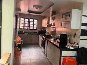 SE VENDE CASA/IZTAPALAPA/SANTHA MARTHA ACATITLA