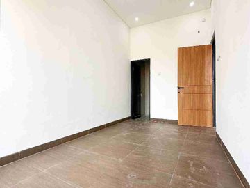 DIJUAL RUMAH MODERN SIAP HUNI PULO GADUNG JAKARTA TIMUR
