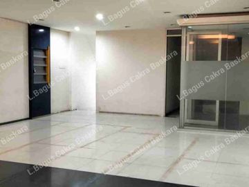 Disewakan Ruko Loss 3 Lantai Sesetan Denpasar Selatan