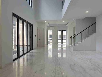 Rumah Mewah baru di Matera Residence Gading Serpong