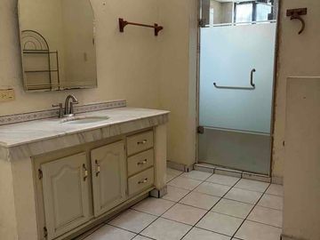 RENTA de Casa en Del Paseo Residencial en Monterrey NL