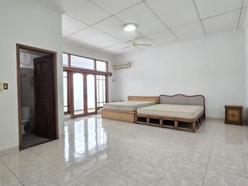 Dijual Rumah di Kemang Timur. Bisa buat kantor