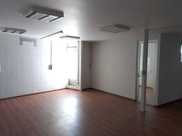 Bodega industrial/comercial de 3882m2 ubicada en Dr. R Michel, 780, Col. San Carlos, Guadalajara, Jalisco