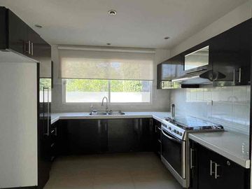 SE RENTA CASA EN PRIVADA HORIZONTES
