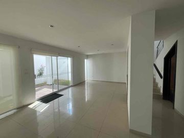 SE RENTA CASA EN PRIVADA HORIZONTES