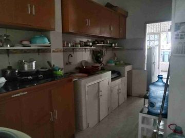 Rumah dijual cepat lengkap dengan furniturenya