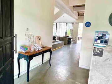 Rumah Rapi Strategis bisa Usaha di Modernland Cipondoh