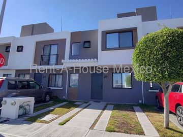 Casa en Renta en Zákia | 3 Recámaras | Alberca | Cerca de Parques y Zona Comercial / DG