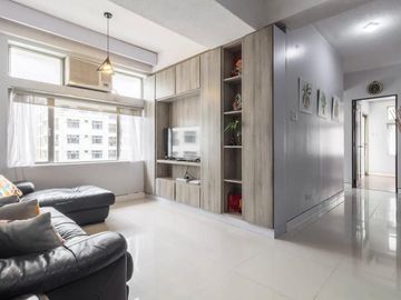 Manhattan Parkway 3 bedroom condominium 78sqm for sale in Cubao Quezon City