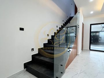 Casa nueva en esquina con 3 recámaras en Boca del Río