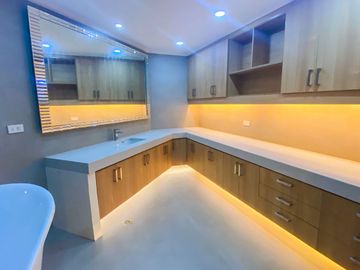 FOR RENT Modern Design and newly renovated House and Lot in Ayala Hillside