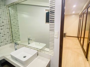 FOR RENT Modern Design and newly renovated House and Lot in Ayala Hillside