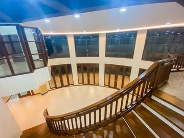 FOR RENT Modern Design and newly renovated House and Lot in Ayala Hillside