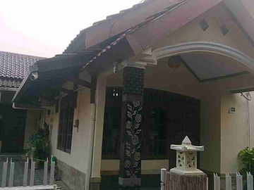 Rumah SHM siap huni.dekat pasar Inpres Kemayoran.RSUD Kemayoran & ITC Cempaka Mas-Harga 2,45 M nego