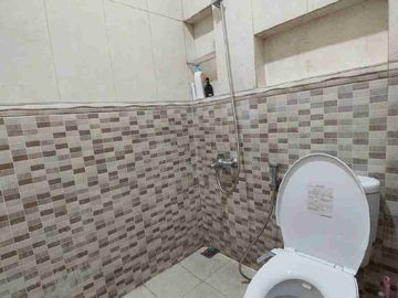 Dijual Rumah Royal 2 Cipondoh Kota Tangerang