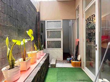 DIJUAL RUMAH SECONDARY LUAS & NYAMAN PONDOK MELATI BEKASI