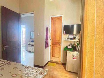DIJUAL RUMAH SECONDARY LUAS & NYAMAN PONDOK MELATI BEKASI
