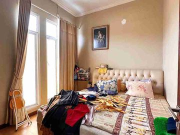DIJUAL RUMAH SECONDARY LUAS & NYAMAN PONDOK MELATI BEKASI