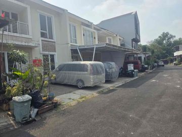 di jual murah Paradise resort ciputat cluster the bay 4kamar