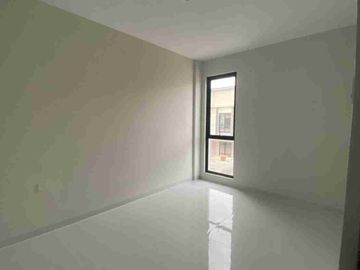 Dijual rumah Diamond Paviliont Batam Centre posisi hook
