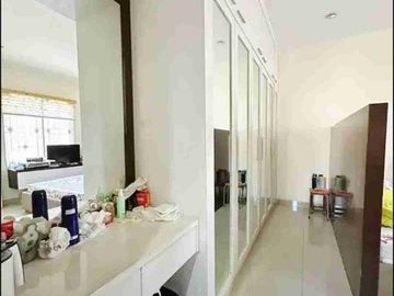 Jual Rumah Cakep Full Furnished Cluster Alicante