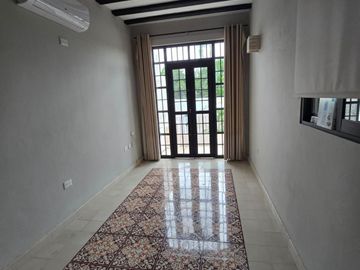 CASA EN VENTA POR PASEO DE MONTEJO