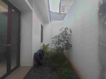 Disewakan rumah siap huni cluster garden Ville citra raya Tangerang