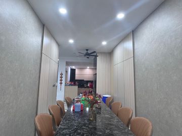 Turun Harga Jual Cepat Rumah 3,5 Lantai (Gading Serpong)