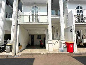 DIJUAL RUMAH MEWAH SECONDARY CLUSTER EKSLUSIF KRAMATJATI JAKARTA TIMUR