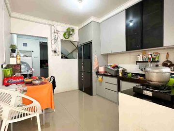 DIJUAL RUMAH MEWAH SECONDARY CLUSTER EKSLUSIF KRAMATJATI JAKARTA TIMUR