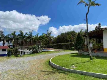 CASA CAMPESTRE Y LOTE