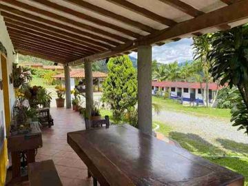 CASA CAMPESTRE Y LOTE