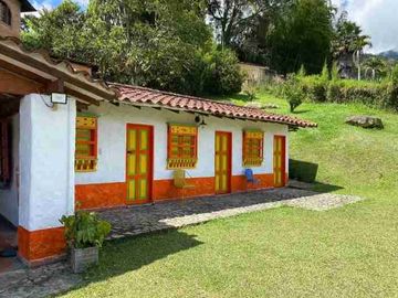 CASA CAMPESTRE Y LOTE