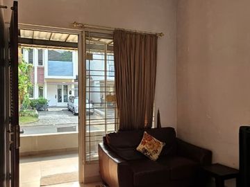 Rumah Hoek Minimalis Siap Huni di The Green BSD Dekat Tol