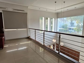 Rumah Hoek Minimalis Siap Huni di The Green BSD Dekat Tol
