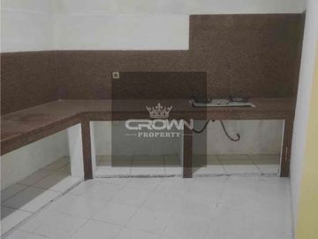 Rumah 2 Lantai di Duren Sawit Jakarta Timur. 4 Kamar Tidur