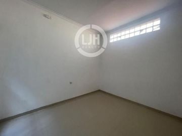Dijual Rumah Taman Dutamas 2 Lantai di Batam Centre