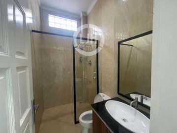 Dijual Rumah Taman Dutamas 2 Lantai di Batam Centre