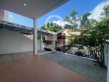 Dijual Rumah Taman Dutamas 2 Lantai di Batam Centre