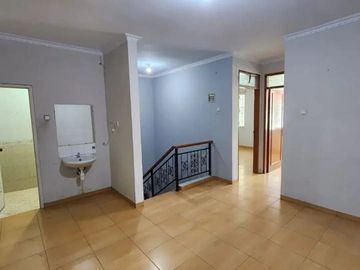 Rumah Bagus banyak kuliner, Dekat LRT, Dekat Tol di Perumahan Kelapa Gading