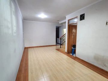 Rumah Bagus banyak kuliner, Dekat LRT, Dekat Tol di Perumahan Kelapa Gading