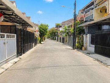 Rumah Bagus banyak kuliner, Dekat LRT, Dekat Tol di Perumahan Kelapa Gading