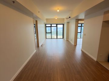 FOR SALE | Rare Corner 3BR Investors Unit - Travertine at Portico Pasig City