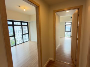 FOR SALE | Rare Corner 3BR Investors Unit - Travertine at Portico Pasig City