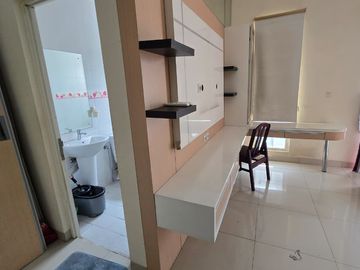 Dijual Rumah Semi Furnish Green Lake City