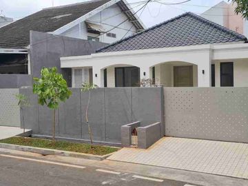 DIJUAL RUMAH PREMIUM LOKASI STRATEGIS SIAP HUNI CIPINANG JAKARTA TIMUR