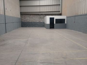BODEGA EN RENTA DE 200M2 EN PEÑUELAS