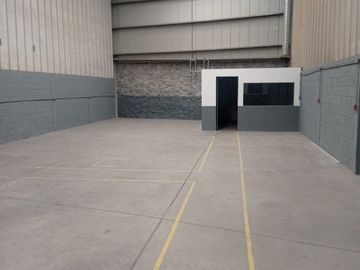 BODEGA EN RENTA DE 200M2 EN PEÑUELAS