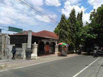 rumah area penumping akses jalan lebar dekat mall